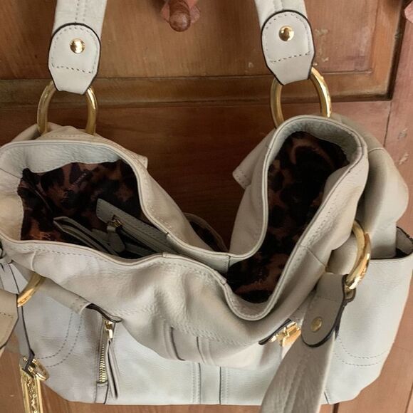 B Makowsky cream leather hobo shoulder bag - Picture 6 of 10